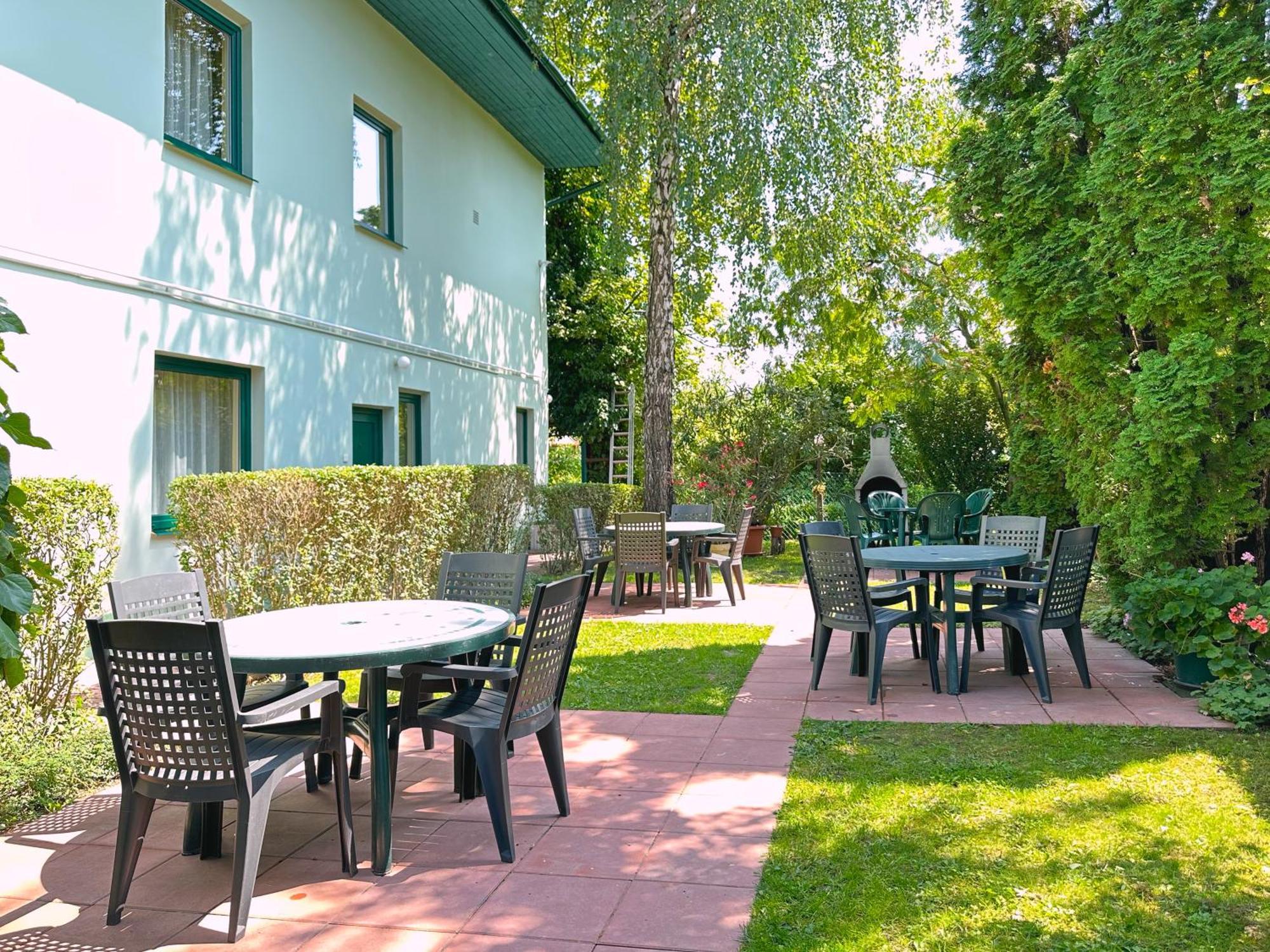 Irisz Panzio 3* Budapesta