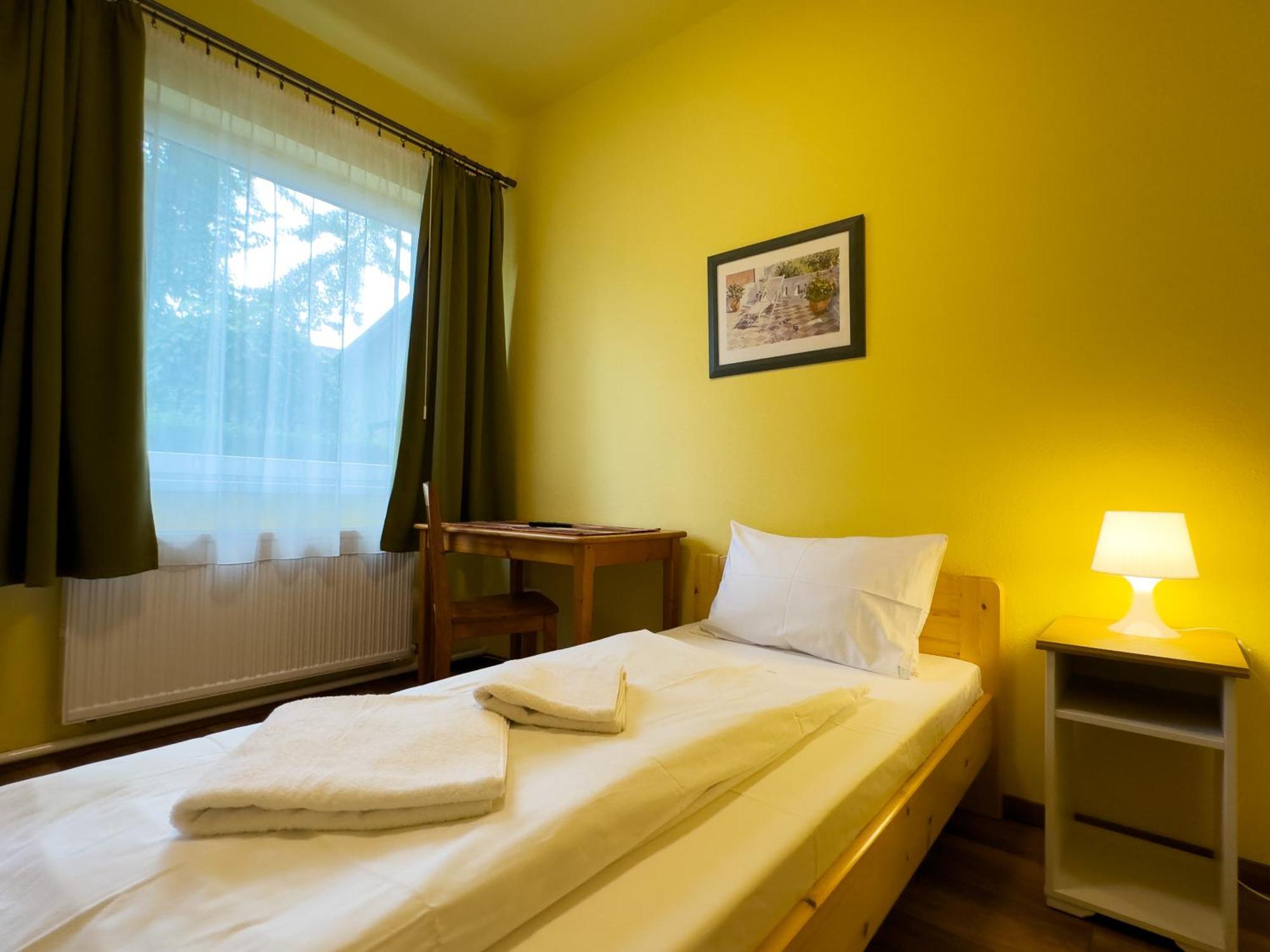 Irisz Panzio 3* Budapesta
