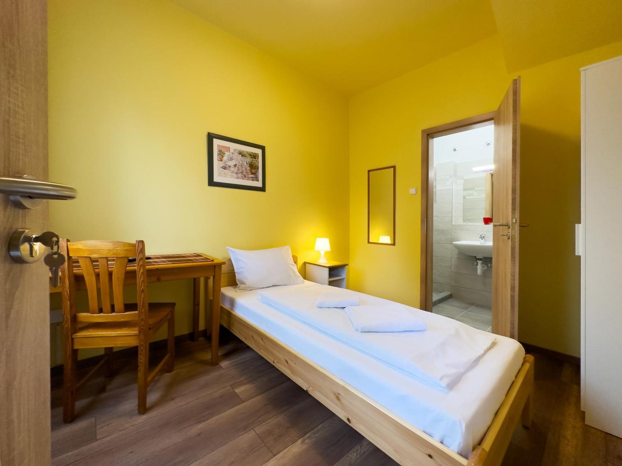 Guest house Irisz Panzio