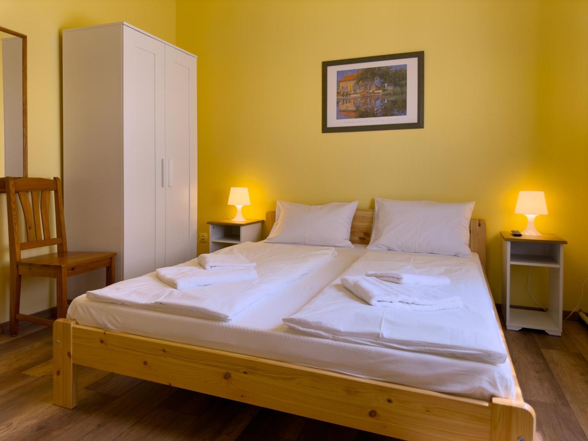 Irisz Panzio Guest house Budapest
