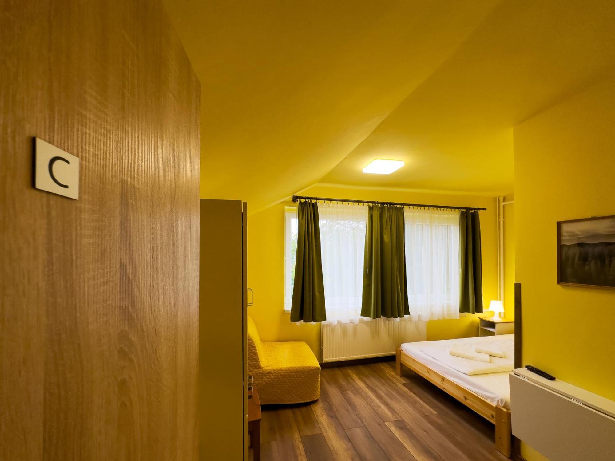Irisz Panzio Guest house Budapest